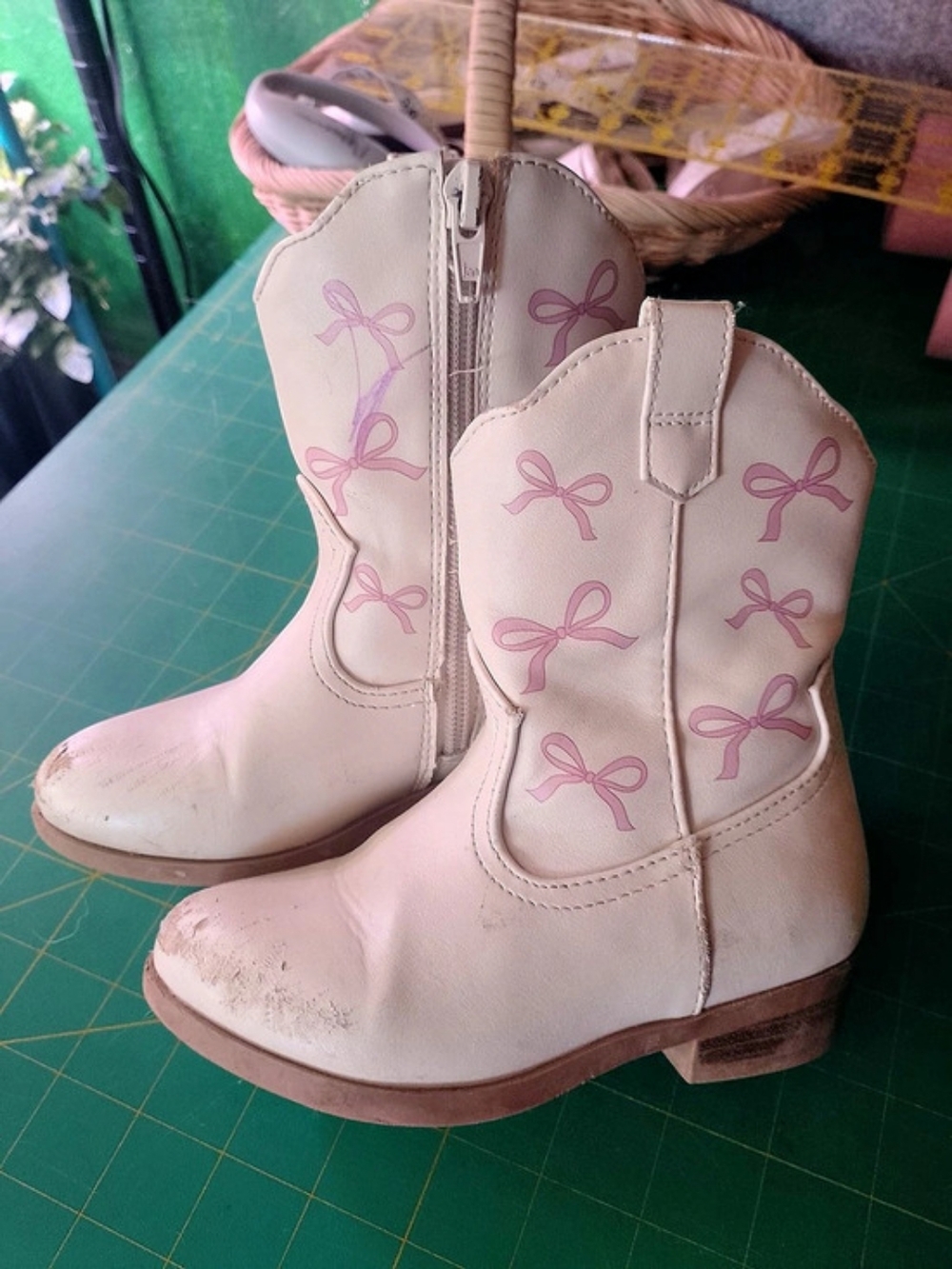 Wonder Nation Toddler Girls Bow Western Boots US 9